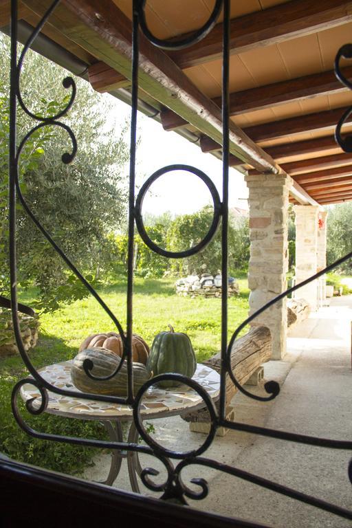 Casa Dell'Arciprete B&B Arielli Rum bild